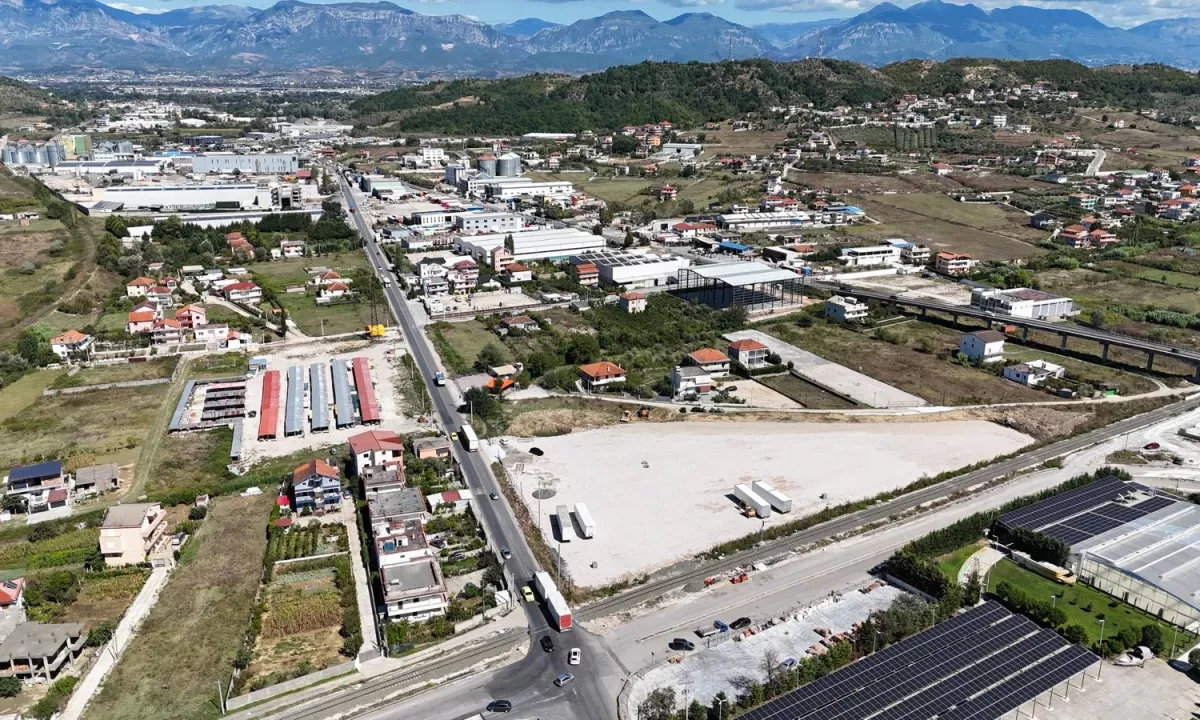 Shitet, Toke, Vore, Tirane