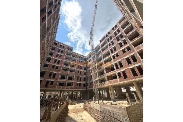 Appartamento in vendita a Tirana 2+1, Vuoto