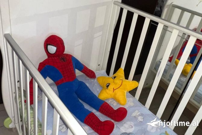 Veshje dhe Aksesor per Femije ne Durres - 13,000 Leke