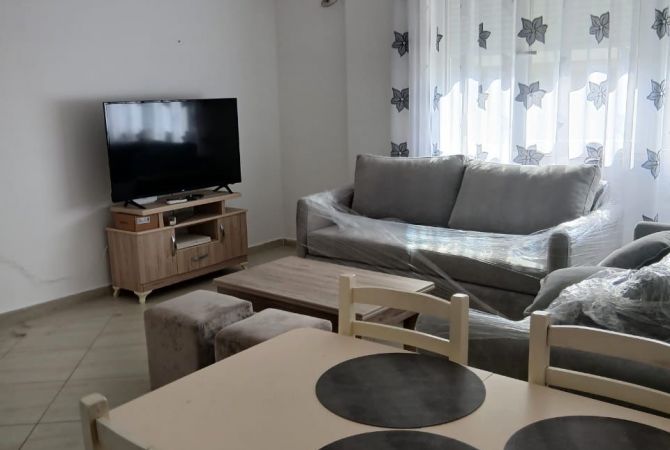 Qira|Apartament