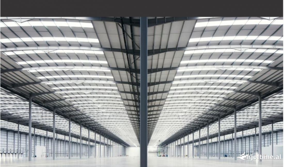 Jepen me qera magazina dhe kapanone