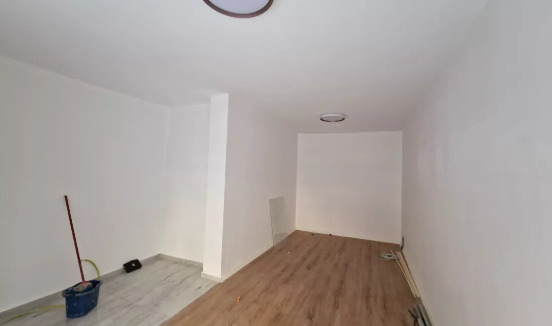 SHITET DYQAN TEK KOMUNA E PARISIT 