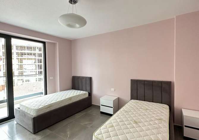 Shtepi me qera Apartament ne Tirane, 2+1, Mobilimi E mobiluar, Pagesa 450  Euro.