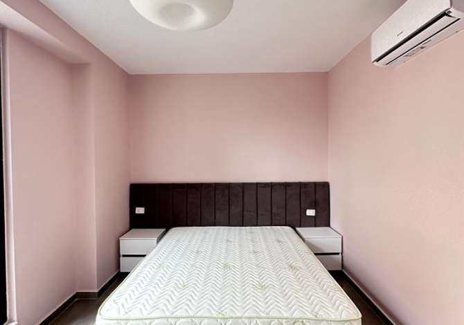 Shtepi me qera Apartament ne Tirane, 2+1, Mobilimi E mobiluar, Pagesa 450  Euro.