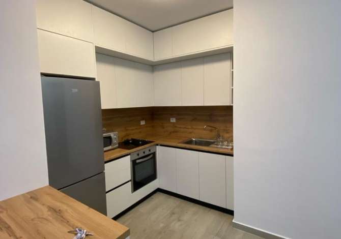 Apartament 2+1 per qera,i sapomobiluar,Yzberisht prane Bar Unik.