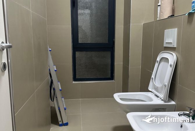 Shtepi me qera Apartament ne Tirane, 1+1, Mobilimi E mobiluar, Pagesa 400  Euro.