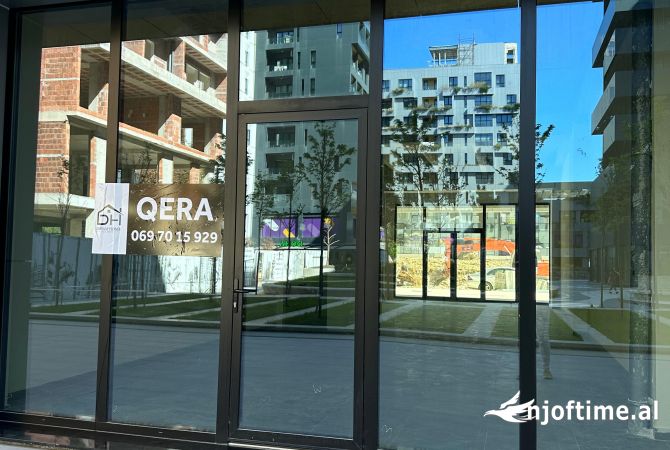 Ambiente Commerciale in Affitto 1+1 a Tirana - 1,500 Euro