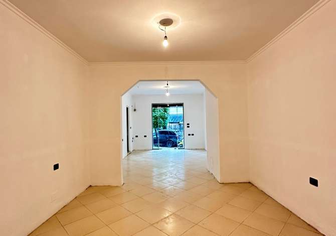 Ambient biznesi me qera 1+1 ne Tirane - 400 Euro