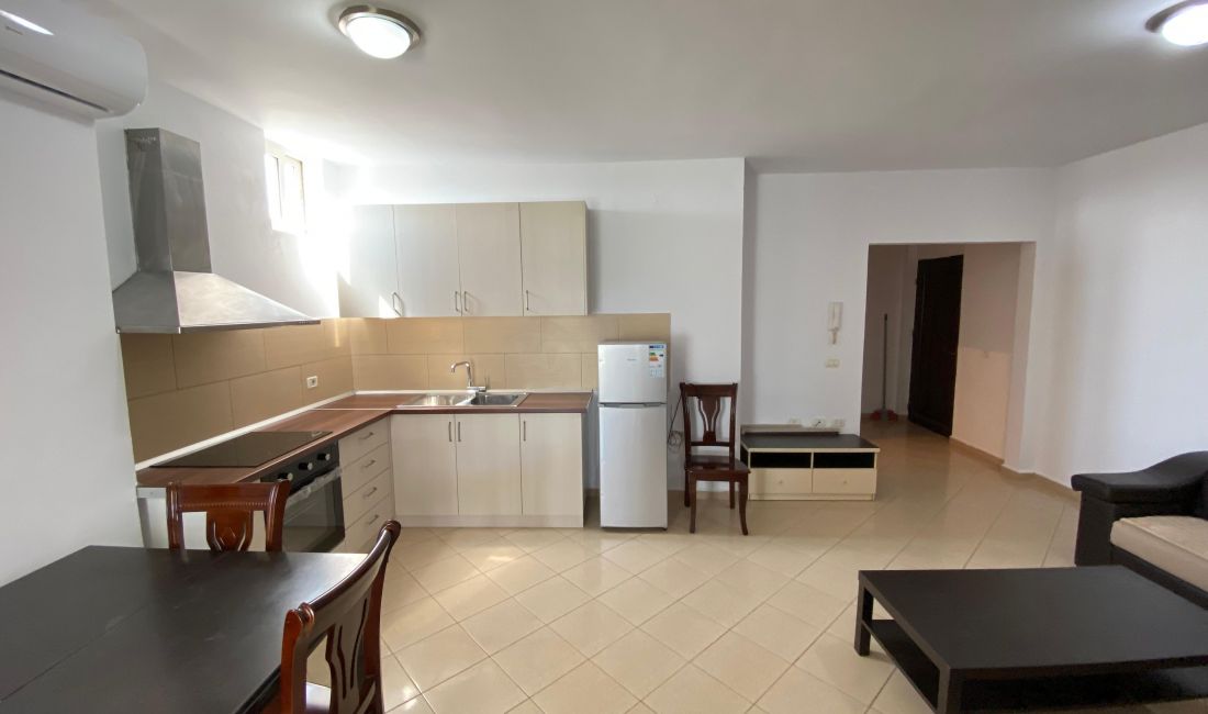 Shtepi me qera Apartament ne Tirane, 1+1, Mobilimi E mobiluar, Pagesa 400  Euro.