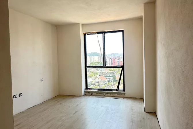Shtepi ne shitje Apartament ne Tirane, 2+1, Mobilimi Bosh, pa mobiluar, Pagesa 190,000  Euro.