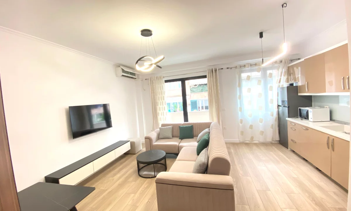Shtepi me qera Apartament ne Tirane, 2+1, Mobilimi E mobiluar, Pagesa 800  Euro.