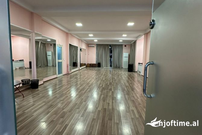 📢 SHITET AMBIENT BIZNESI 80 M2 TEK GJYKATA E RRETHIT TIRANE