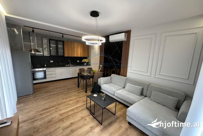 Apartament per Shitje , 1+1, Shkolla e Kuqe ,Tirane.