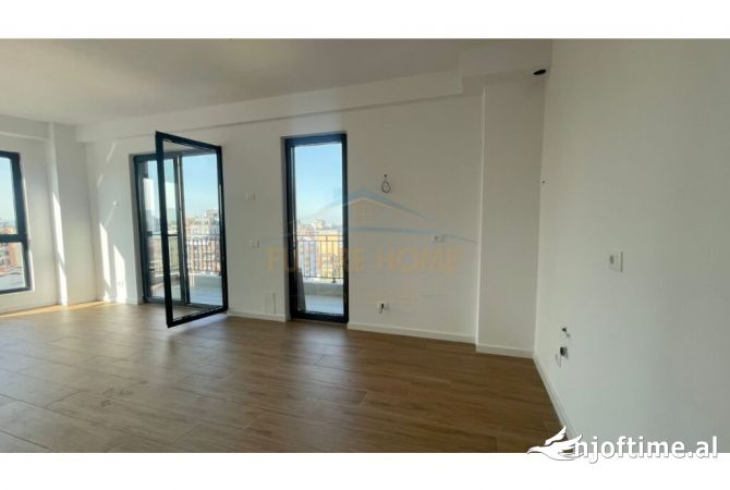 Qera, Ambient Biznesi (Apartament 2+1), Rruga Tefta Tashko Koco, prane Pazarit te Ri, Tirane