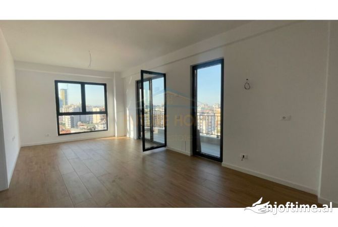 Qera, Ambient Biznesi (Apartament 2+1), Rruga Tefta Tashko Koco, prane Pazarit te Ri, Tirane