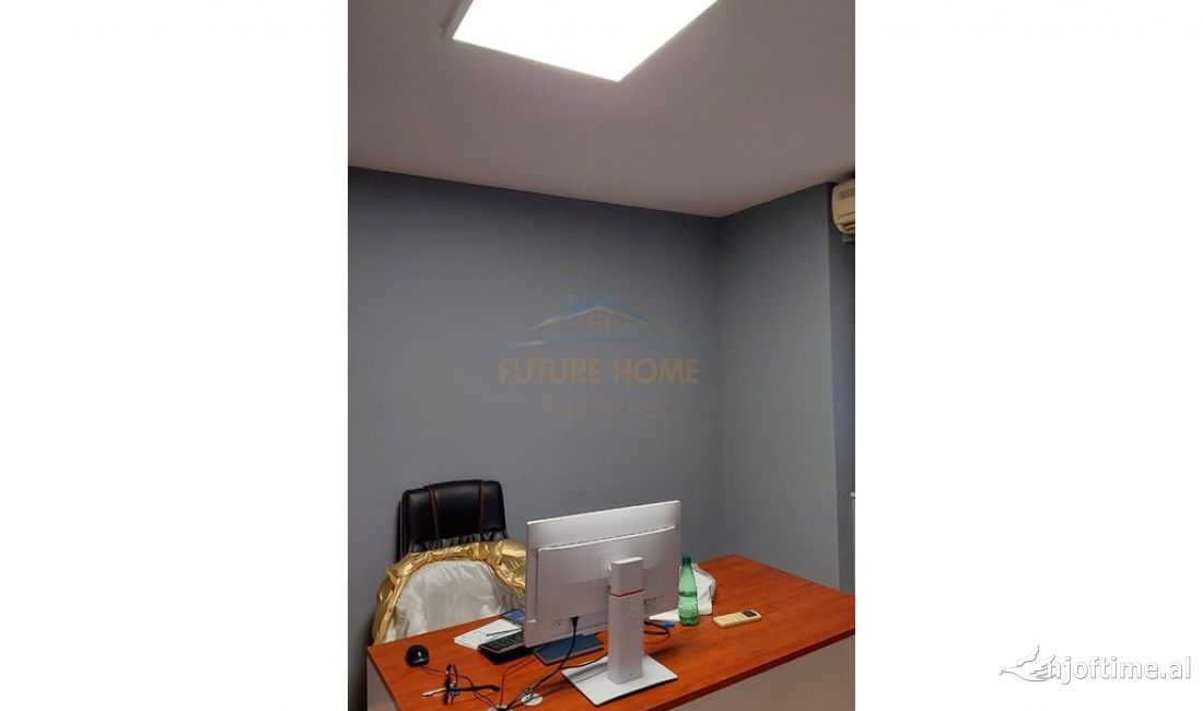 Qira, Ambient Biznesi, Bllok