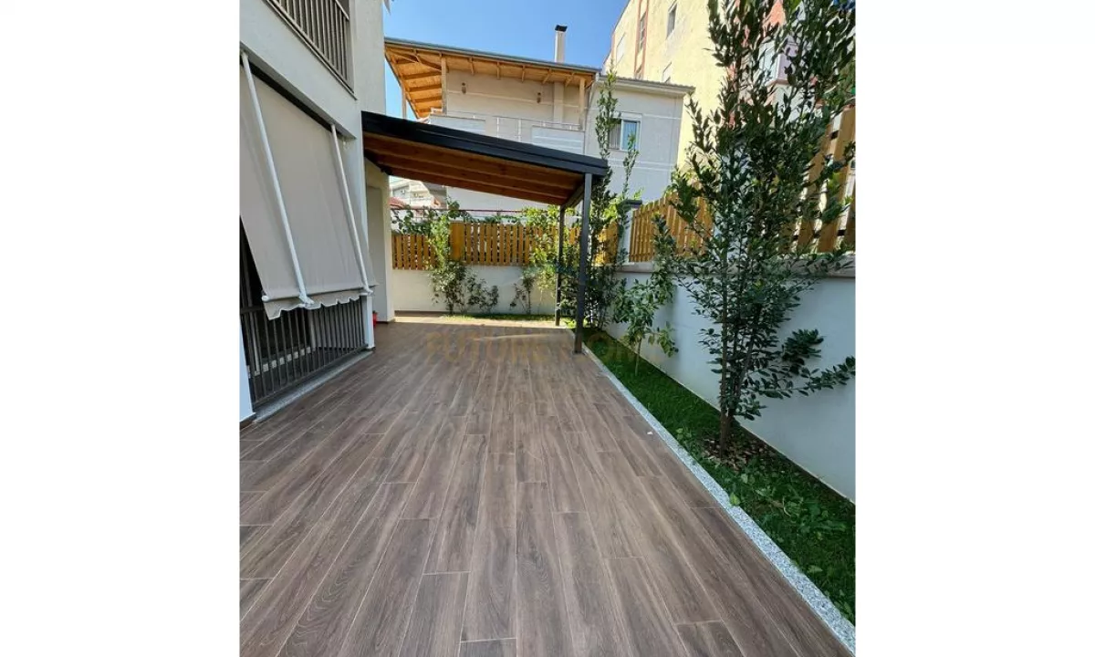 Shtepi me qera Apartament ne Tirane, 2+1, Mobilimi Bosh, pa mobiluar, Pagesa 1,000  Euro.