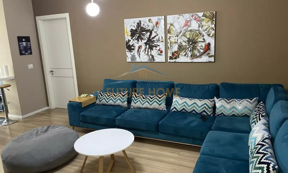 Shtepi ne shitje Apartament ne Tirane, 2+1, Mobilimi E mobiluar, Pagesa 163,000  Euro.