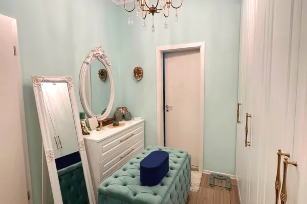 Shtepi ne shitje Apartament ne Tirane, 2+1, Mobilimi E mobiluar, Pagesa 185,000  Euro.