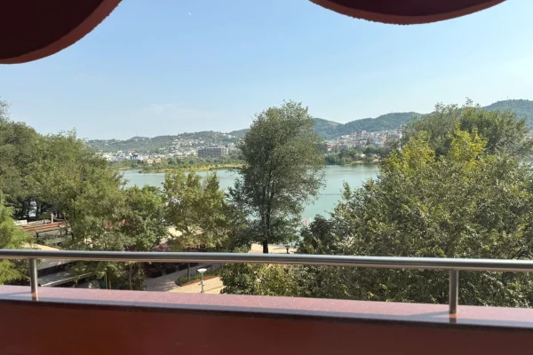 Shtepi ne shitje 2+1 ne Tirane - 900,000 Euro
