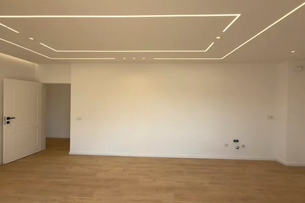 Shtepi ne shitje Apartament ne Tirane, 2+1, Mobilimi Bosh, pa mobiluar, Pagesa 265,000  Euro.