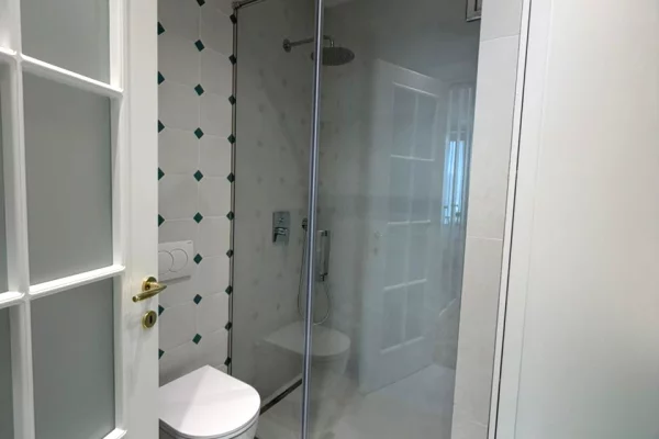 Shtepi ne shitje Apartament ne Tirane, 2+1, Mobilimi E mobiluar, Pagesa 950,000  Euro.