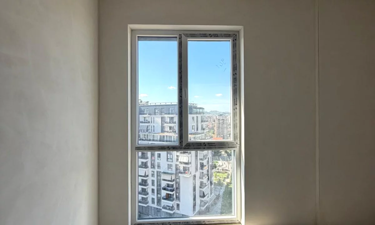 Shtepi ne shitje Apartament ne Tirane, 2+1, Mobilimi Bosh, pa mobiluar, Pagesa 166,500  Euro.