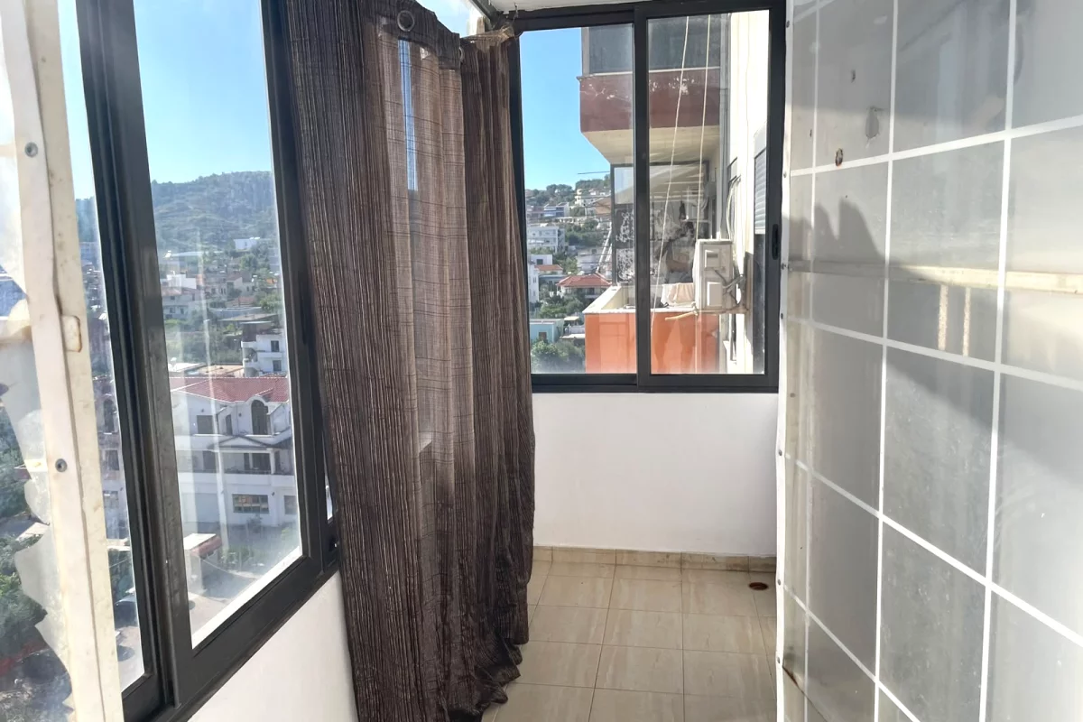 Shtepi me qera Apartament ne Tirane, 2+1, Mobilimi Pjeserisht e mobiluar, Pagesa 40,000  Leke.