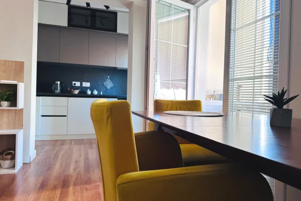 Shtepi ne shitje Apartament ne Tirane, 1+1, Mobilimi E mobiluar, Pagesa 14,500,000  Leke.