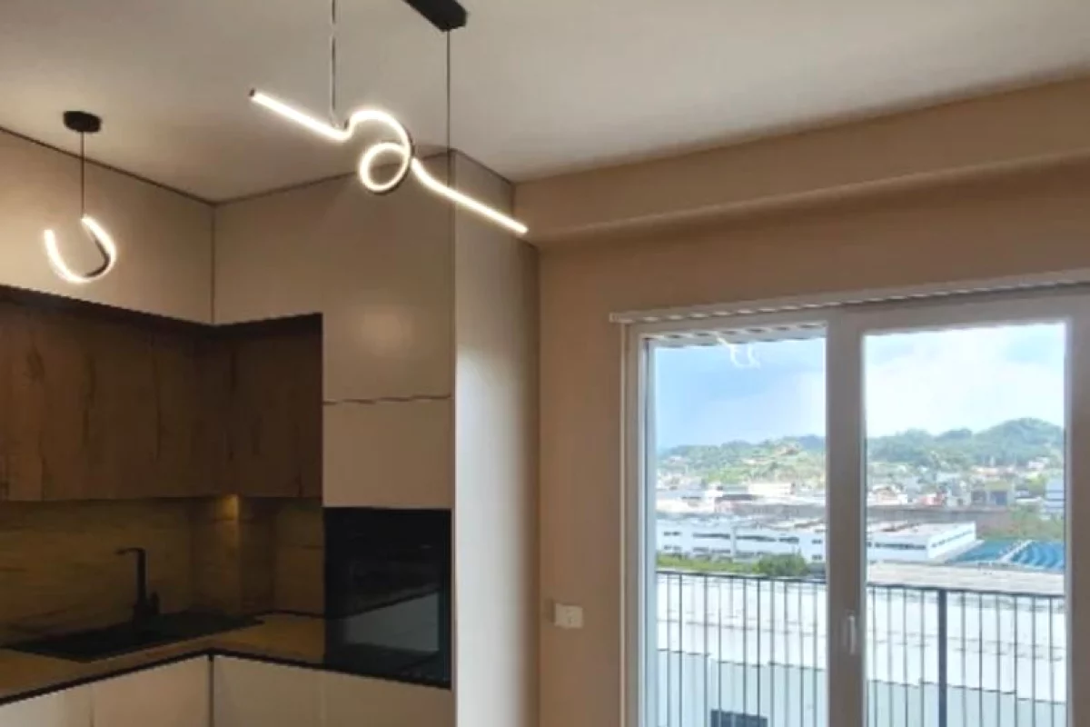 Shtepi me qera Apartament ne Tirane, 2+1, Mobilimi E mobiluar, Pagesa 550  Euro.