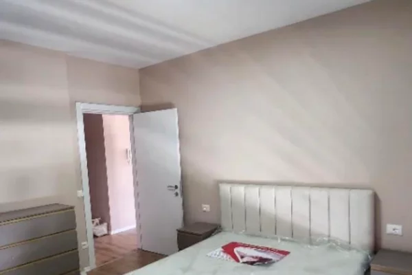 Shtepi me qera Apartament ne Tirane, 2+1, Mobilimi E mobiluar, Pagesa 550  Euro.