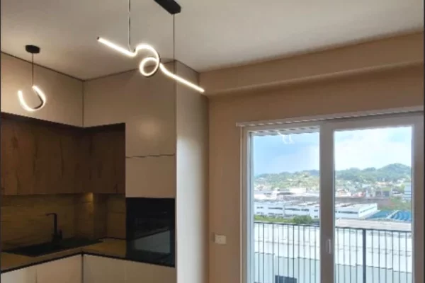 Shtepi me qera Apartament ne Tirane, 2+1, Mobilimi E mobiluar, Pagesa 550  Euro.