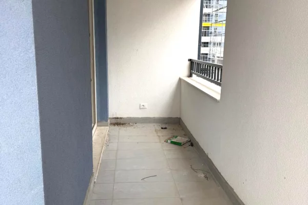 Shtepi ne shitje Apartament ne Tirane, 2+1, Mobilimi Bosh, pa mobiluar, Pagesa 149,000  Euro.