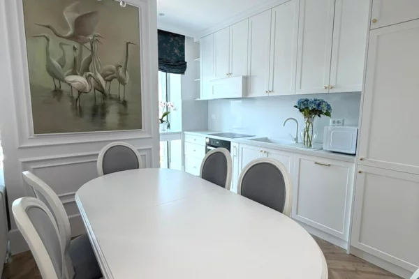 Shtepi me qera Apartament ne Tirane, 2+1, Mobilimi E mobiluar, Pagesa 3,500  Euro.