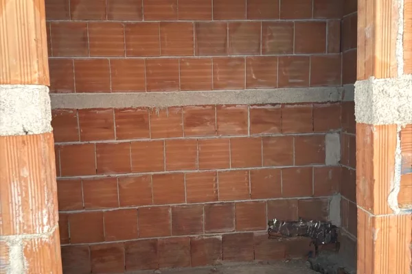 Shtepi ne shitje Apartament ne Tirane, 1+1, Mobilimi Bosh, pa mobiluar, Pagesa 69,479  Euro.
