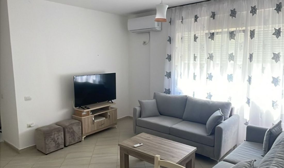 Shtepi me qera Apartament ne Tirane, 2+1, Mobilimi E mobiluar, Pagesa 550  Euro.