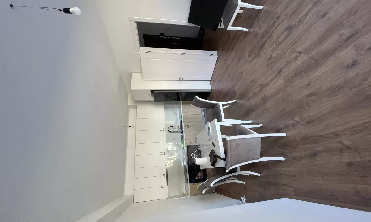 Shtepi ne shitje Apartament ne Tirane, 2+1, Mobilimi E mobiluar, Pagesa 235,000  Euro.