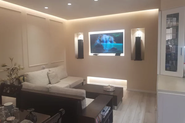 Apartament 2+1 me qera ,Myslym Shyri