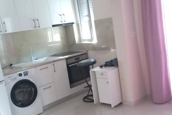 House for Rent Garsoniere in Tirana - 450 Euro