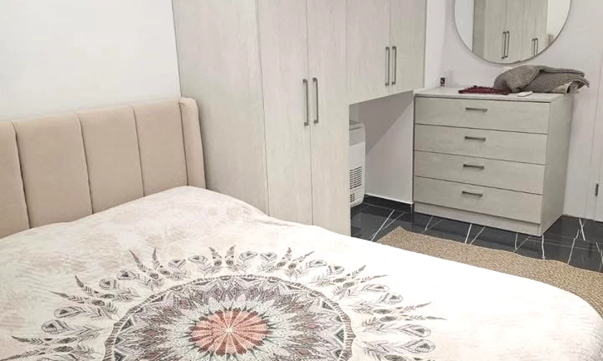 Appartamento in affitto a Tirana 1+1, Arredato