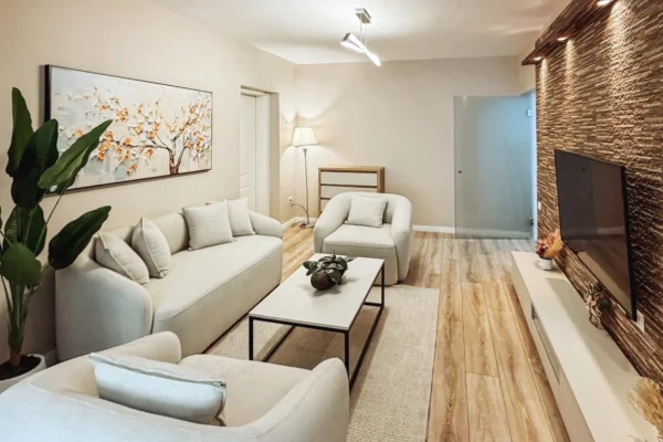 Apartament 2+1 me qera tek zogu,Myslym Shyri.