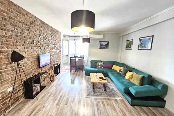 Shtepi me qera 1+1 ne Tirane - 500 Euro