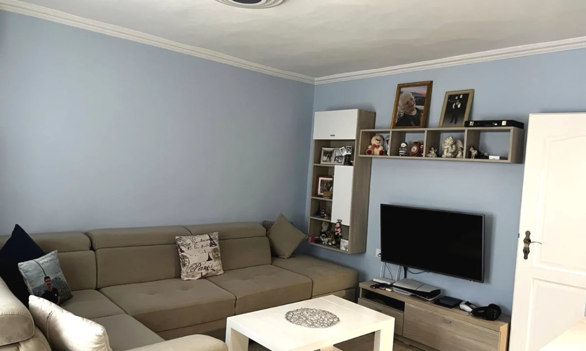 Appartamento in affitto a Tirana 1+1, Arredato