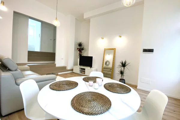 Apartament 1+1 me qera Ish Fusha Aviacionit;;