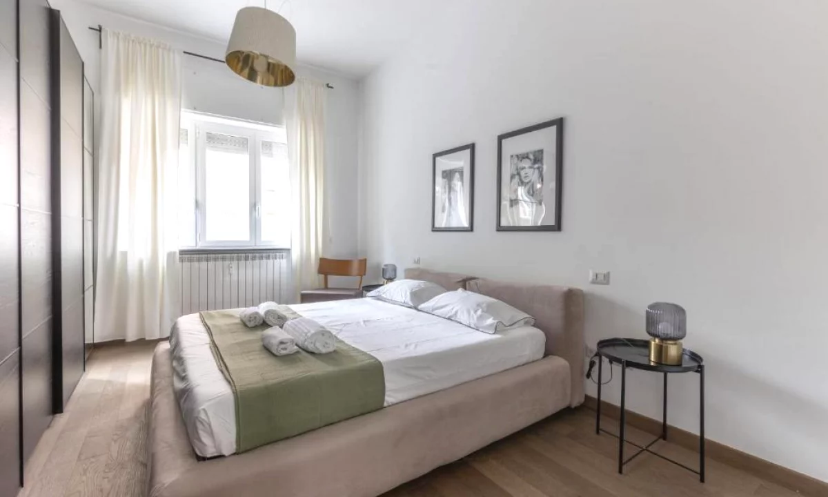 Shtepi me qera Apartament ne Tirane, 2+1, Mobilimi E mobiluar, Pagesa 60,000  Leke.