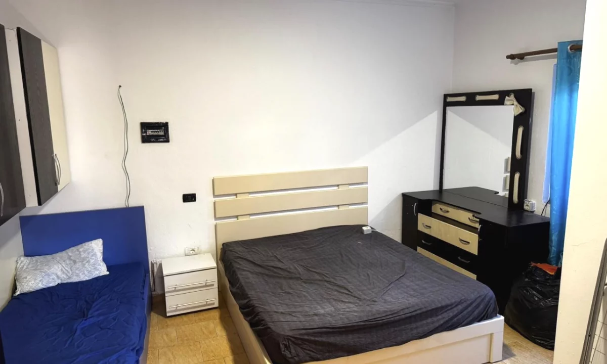 Shtepi me qera Apartament ne Tirane, 1+1, Mobilimi E mobiluar, Pagesa 30,000  Leke.