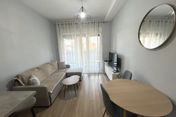 Apartament 1+1 me qera..
