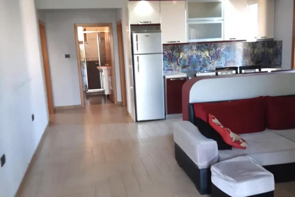 Shtepi me qera 2+1 ne Tirane - 400 Euro