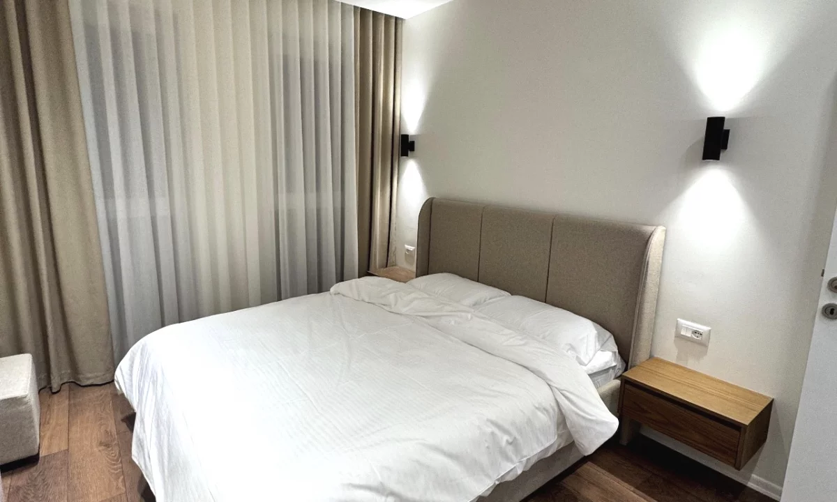 Shtepi me qera Apartament ne Tirane, 2+1, Mobilimi E mobiluar, Pagesa 830  Euro.