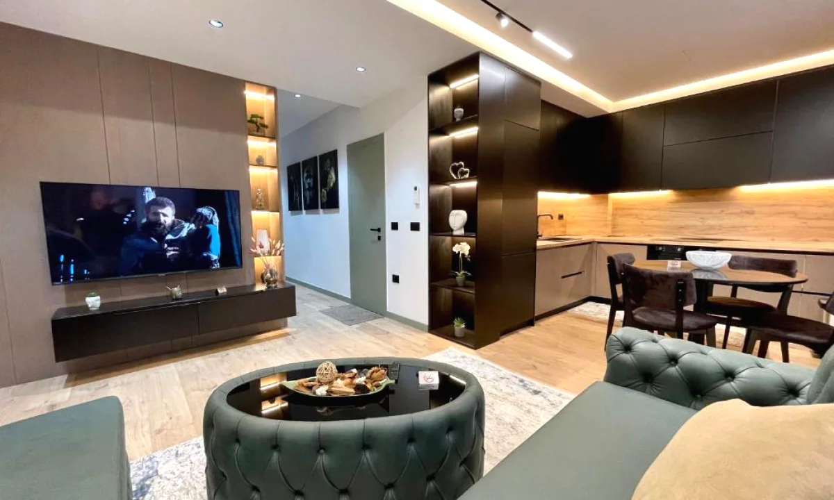 Shtepi me qera Apartament ne Tirane, 2+1, Mobilimi E mobiluar, Pagesa 1,200  Euro.